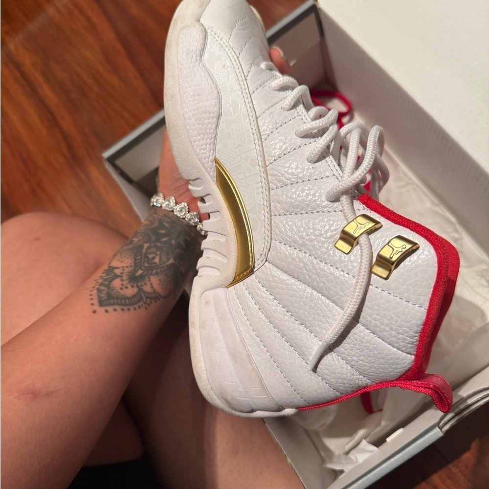 Jordan Women's Sneakers in White and Gold with Red Accents - Picture 5 of 5